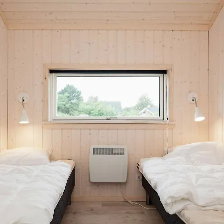 8 Person Holiday In Gro Enbrode Holiday home